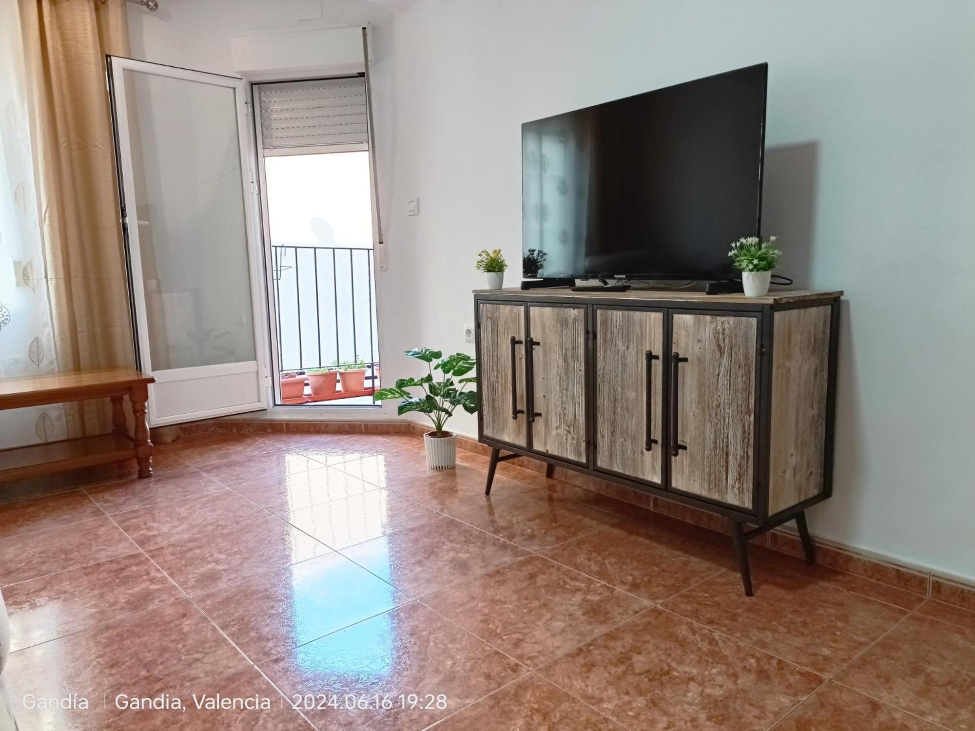 Daoiz, Vivienda Vacacional Para Familias Y Mayores De 25 Anos En El Grao De Gandia 3Ro Sin Ascensor Playa de Gandia ภายนอก รูปภาพ